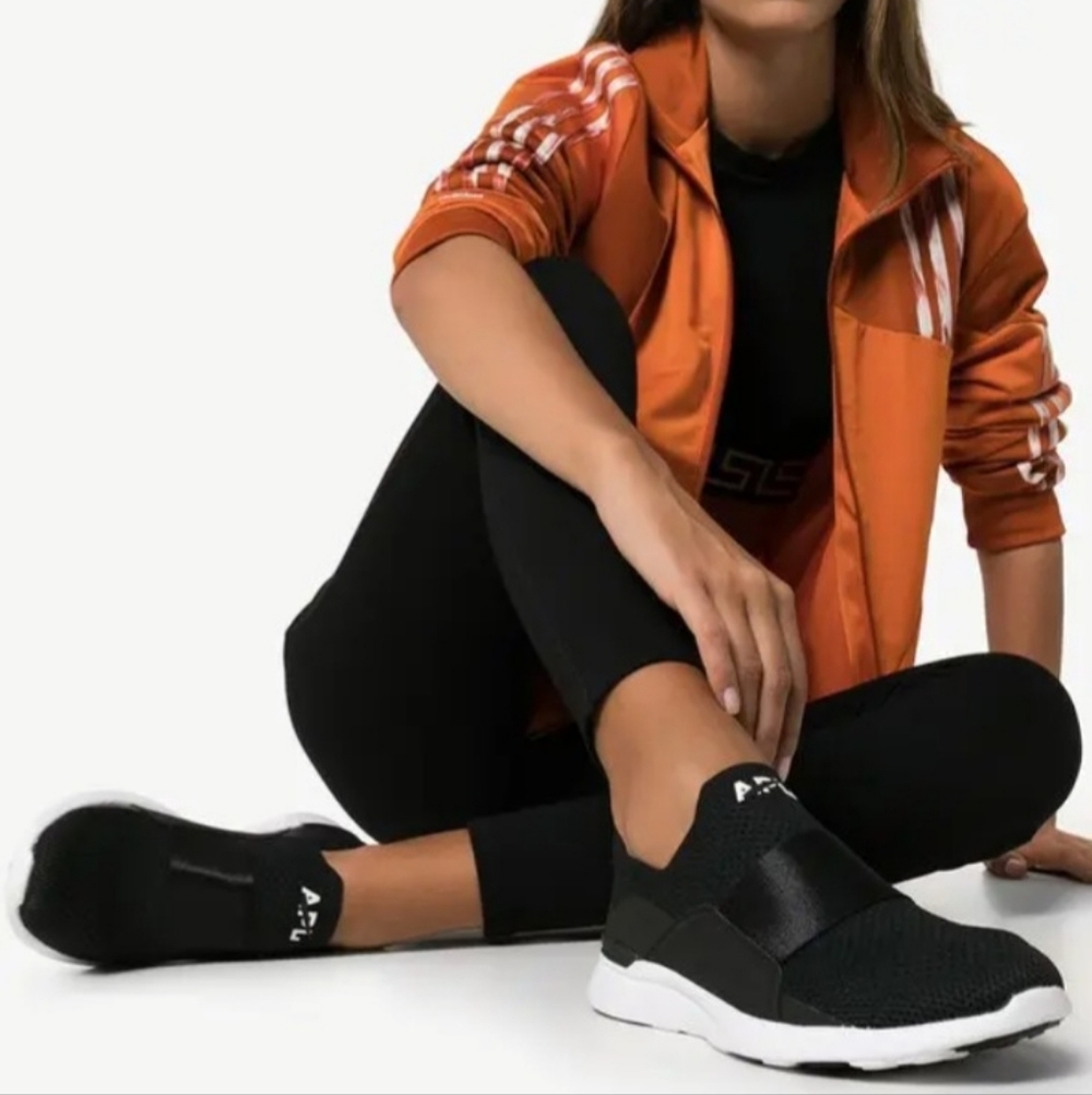 APL TechLoom Bliss Sneakers Size 8.5